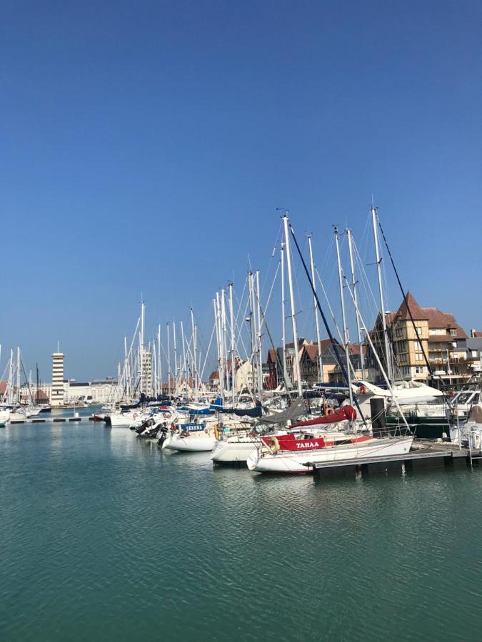 Le Pullman Apartment Deauville Ngoại thất bức ảnh